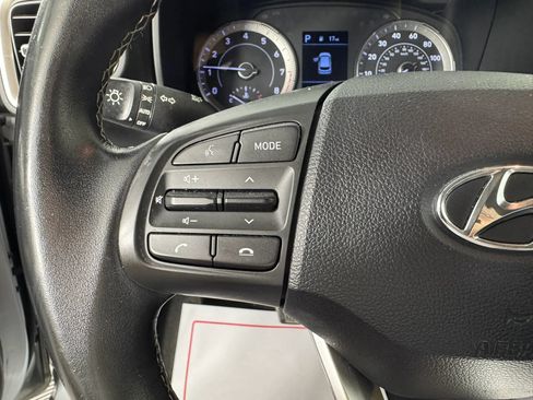Used 2021 Hyundai Venue SEL FWD image 15