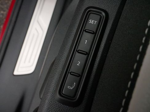 Certified 2025 Volkswagen Atlas Cross Sport SEL Premium R-Line image 33