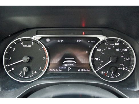 Used 2023 Nissan Rogue SL w/ SL Premium Package image 10