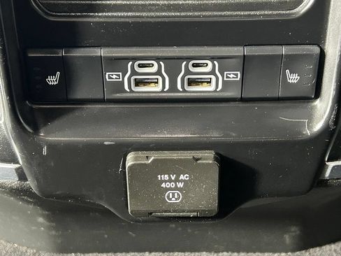Used 2022 RAM 3500 Laramie AWD/4WD image 22