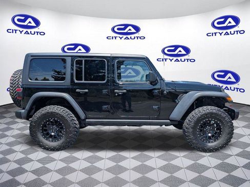 Used 2018 Jeep Wrangler Unlimited Rubicon image 11