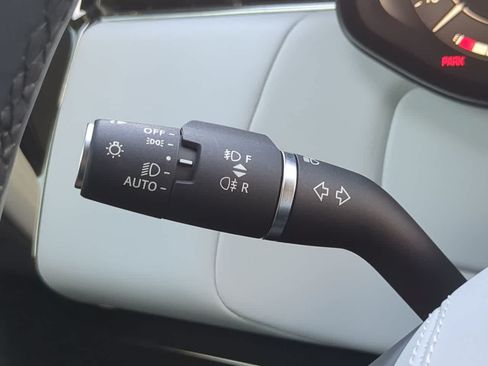 Certified 2025 Land Rover Range Rover Sport AWD/4WD image 29