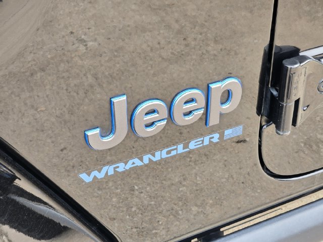 Certified 2023 Jeep Wrangler Unlimited Rubicon 4xe w/ Steel Bumper Group AWD/4WD image 12