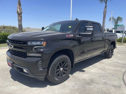Used 2022 Chevrolet Silverado 1500 RST w/ Z71 Off-Road Package AWD/4WD image 4