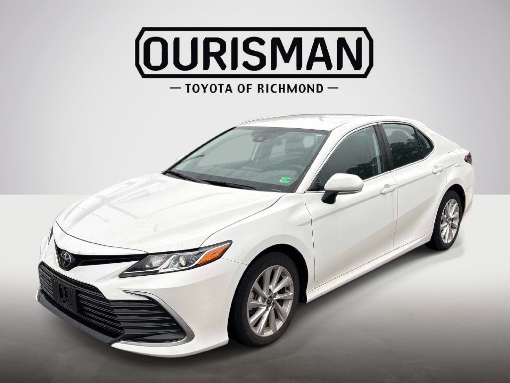 Used 2024 Toyota Camry LE w/ Convenience Package FWD image 8