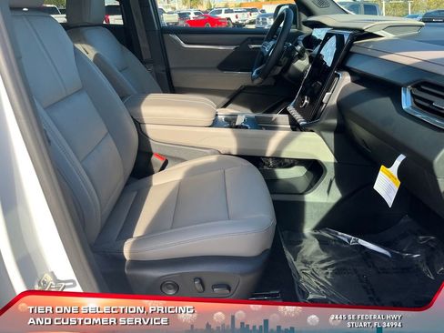 New 2026 GMC Acadia Elevation w/ Black Edition image 18