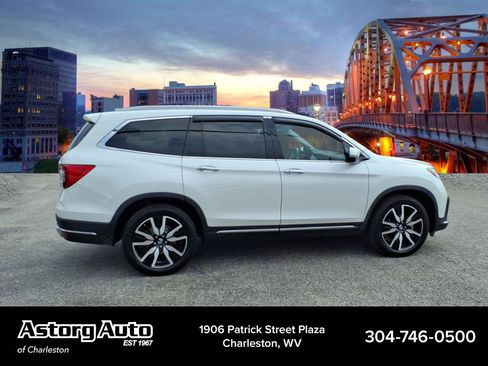 Used 2022 Honda Pilot Touring image 2