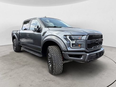 Used 2019 Ford F150 Raptor w/ Equipment Group 802A Luxury AWD/4WD image 4