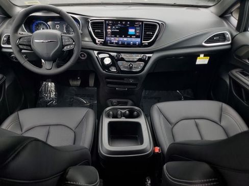 New 2026 Chrysler Pacifica Select w/ S Appearance Package FWD image 14