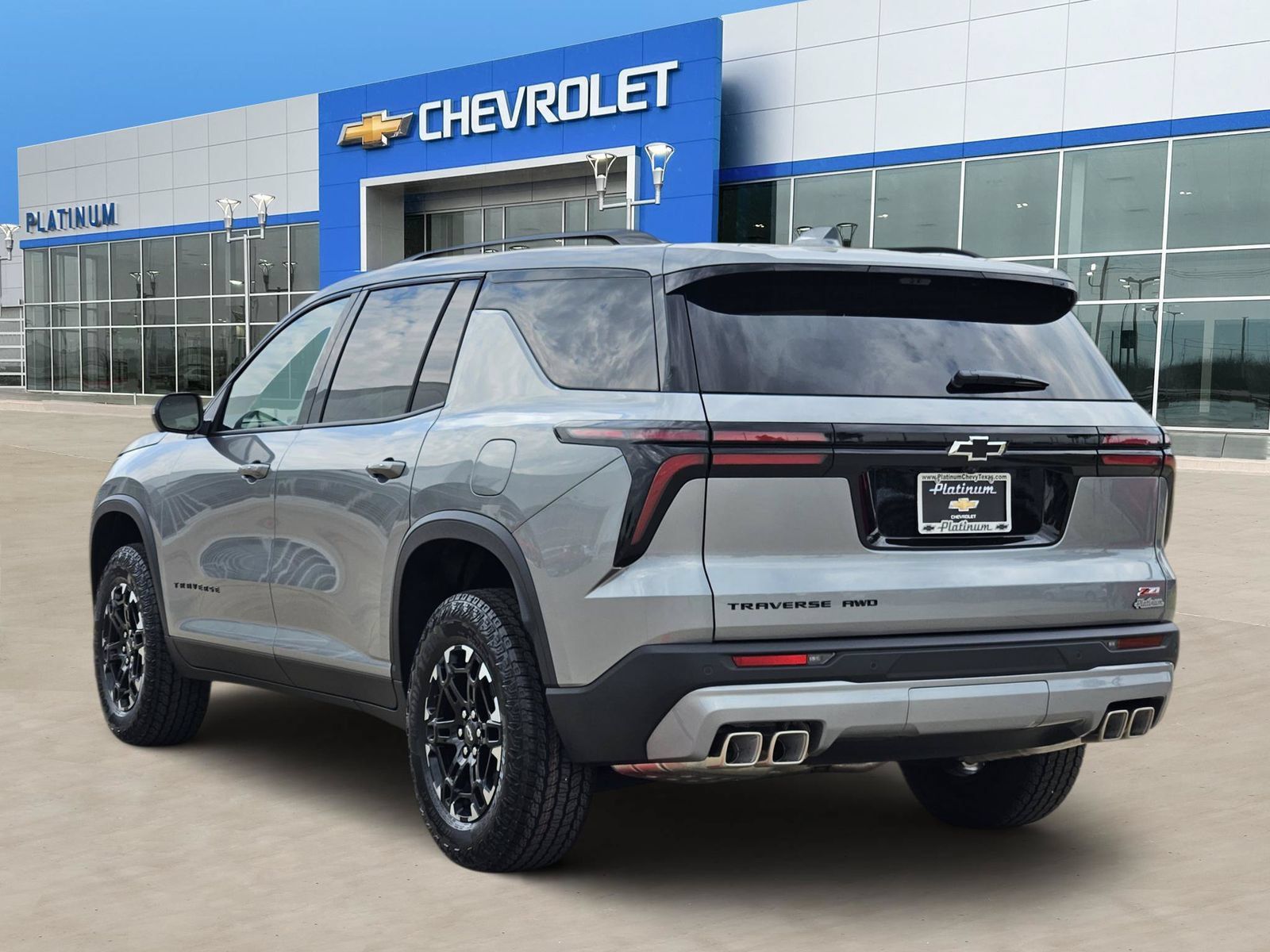 New 2027 Chevrolet Traverse Z71 w/ Driver Confidence Package AWD/4WD image 4