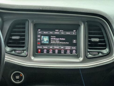 Used 2022 Dodge Challenger R/T image 21