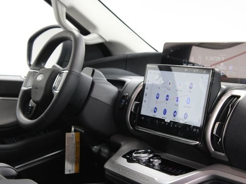 New 2026 Ford Expedition Active image 31