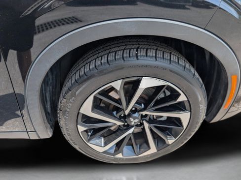 Used 2022 Mitsubishi Outlander SE image 26