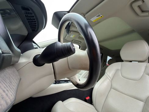 Used 2022 Volvo XC90 T6 Inscription w/ Advanced Package image 34