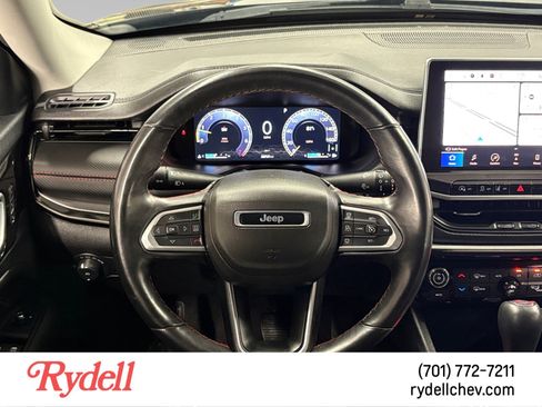 Used 2022 Jeep Compass Trailhawk w/ Trailhawk Elite Group AWD/4WD image 13