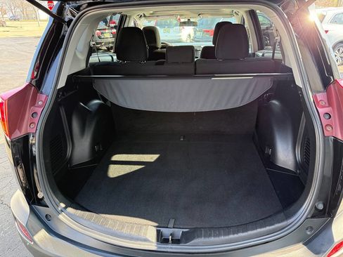 Used 2015 Toyota RAV4 XLE image 77