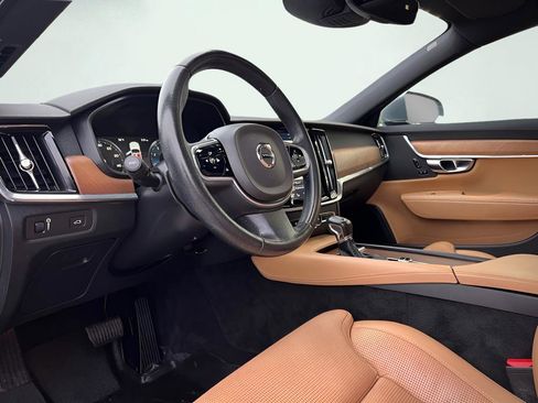 Used 2017 Volvo S90 T5 Inscription w/ Vision Package image 57