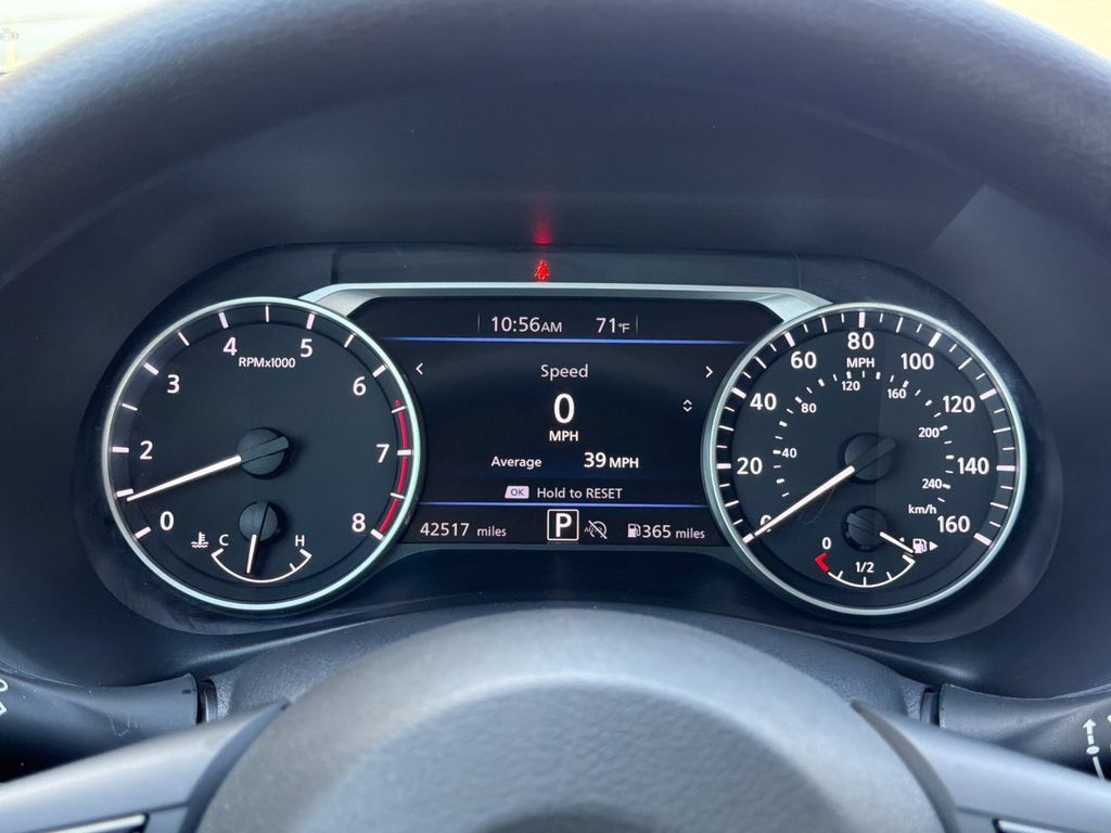 Used 2024 Nissan Sentra SV FWD image 22