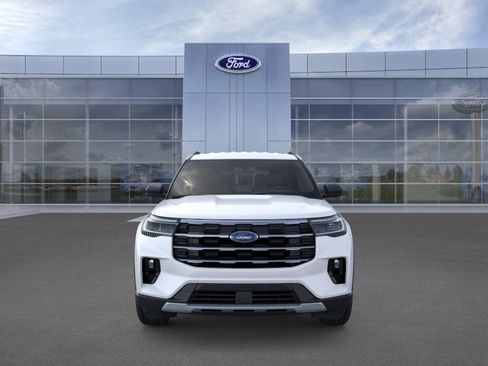 New 2026 Ford Explorer Active RWD image 6