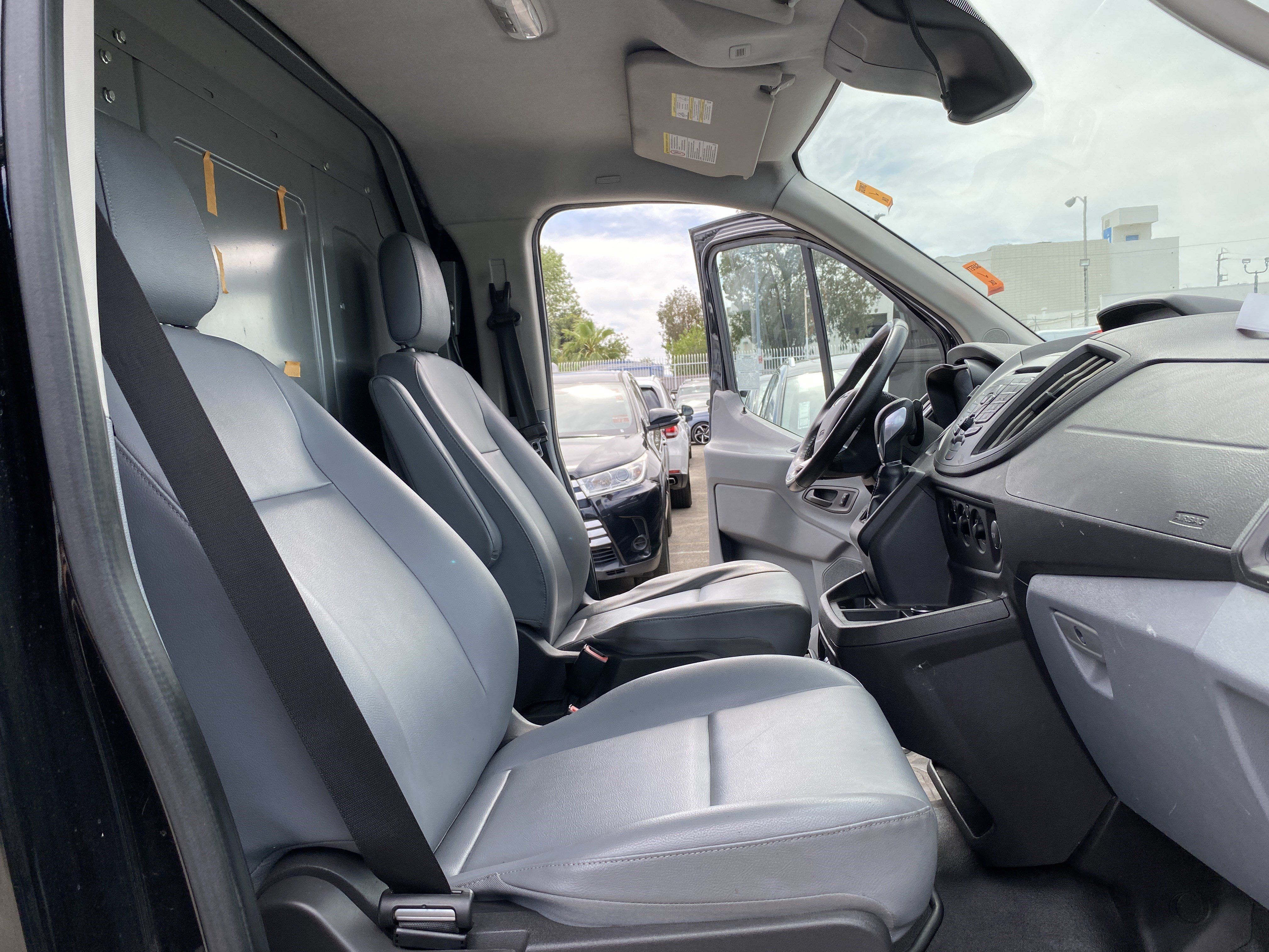Used 2018 Ford Transit 150 130 Low Roof w/ Exterior Upgrade Package RWD image 25