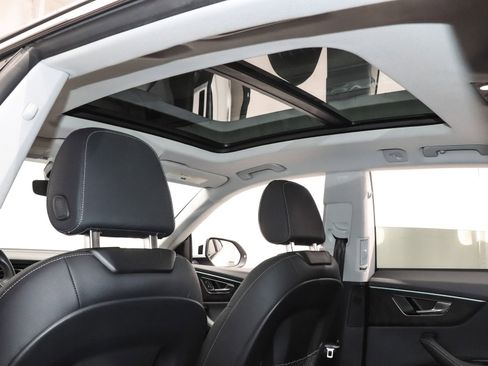 Used 2023 Audi Q8 Premium Plus w/ Premium Plus Package image 24