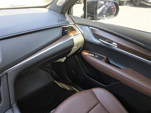 Certified 2024 Cadillac XT5 Premium Luxury w/ Technology Package image 20