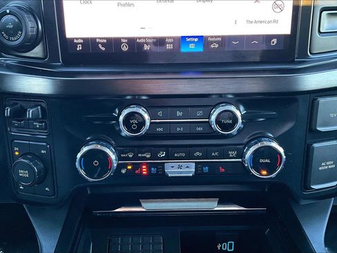 Certified 2023 Ford F250 Lariat w/ Lariat Ultimate Package image 17