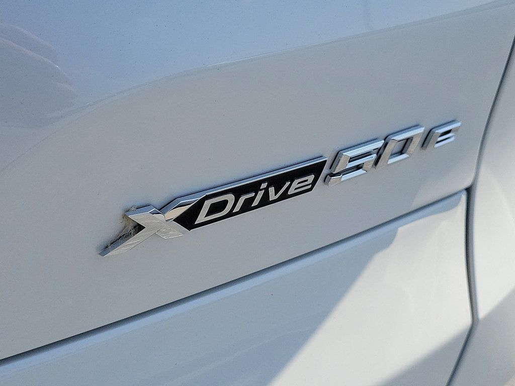 Used 2026 BMW X5 xDrive50e w/ Climate Comfort Package AWD/4WD image 8