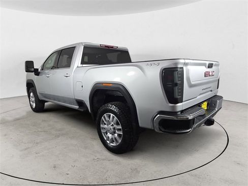 Used 2023 GMC Sierra 2500 SLE w/ Remote Start Package image 3