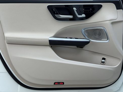 Certified 2026 Mercedes-Benz C 300 4MATIC Sedan image 14