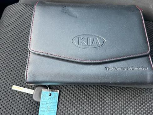 Used 2020 Kia Optima LX FWD image 19