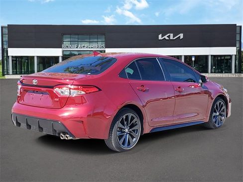 Used 2024 Toyota Corolla SE image 4