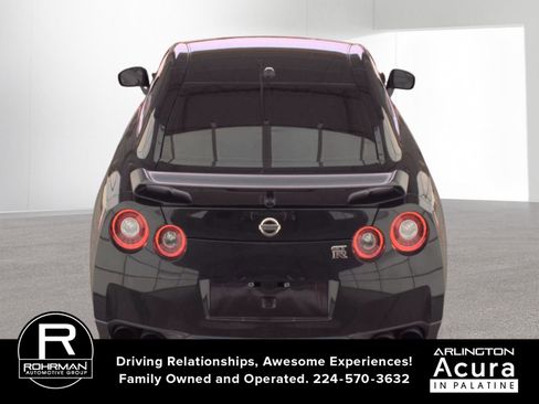 Used 2015 Nissan GT-R Black Edition AWD/4WD image 10