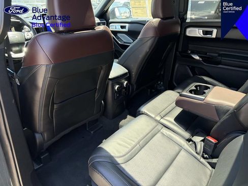 Certified 2023 Ford Explorer Platinum w/ Technology Package AWD/4WD image 12