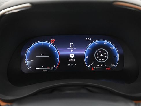 Used 2026 Toyota Highlander Platinum AWD/4WD image 26