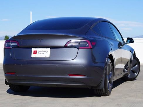 Used 2019 Tesla Model 3 Standard Range Plus image 6