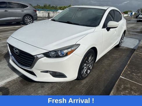 Used 2018 MAZDA MAZDA3 Touring image 1