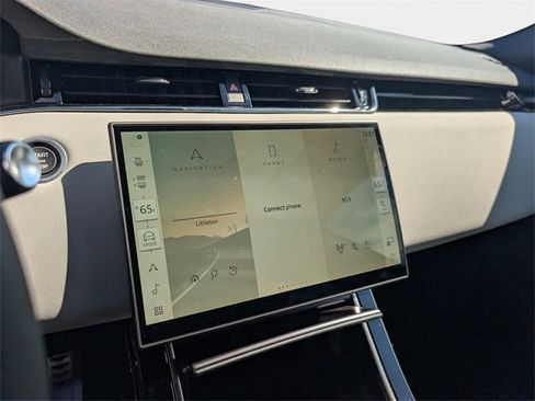 New 2026 Land Rover Range Rover Evoque Dynamic SE image 8