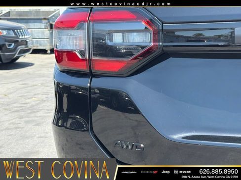 Used 2023 Honda Pilot Touring image 14