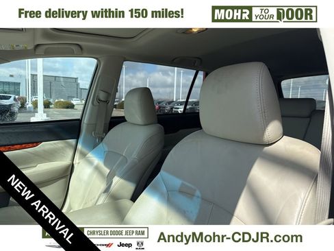 Used 2010 Subaru Outback 3.6R Limited image 11