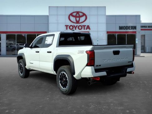 New 2025 Toyota Tacoma TRD Off-Road image 4
