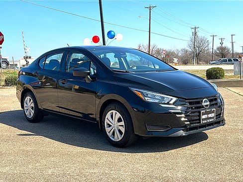 Certified 2025 Nissan Versa S w/ Trunk Package image 10