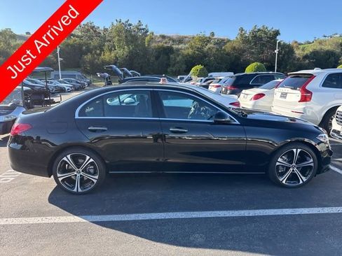 Used 2025 Mercedes-Benz C 300 Sedan image 4