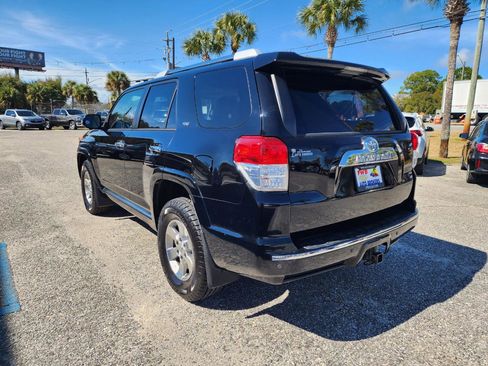 Used 2011 Toyota 4Runner SR5 image 3