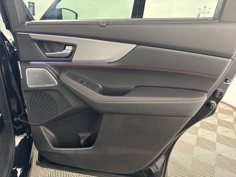 Used 2025 Acura MDX A-Spec image 23