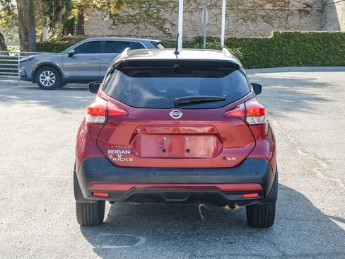 Used 2020 Nissan Kicks SR FWD image 9