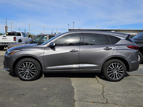 Used 2025 Acura RDX SH-AWD w/ Advance Package image 6