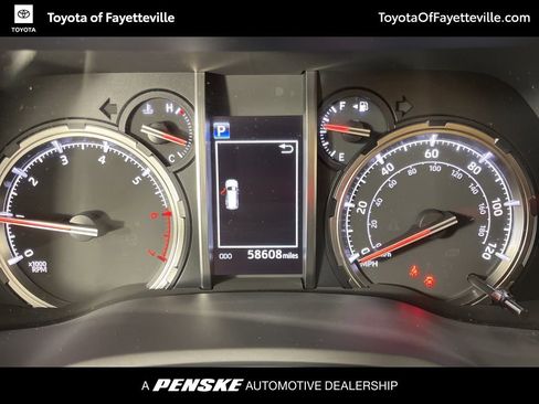 Used 2020 Toyota 4Runner TRD Off-Road image 31