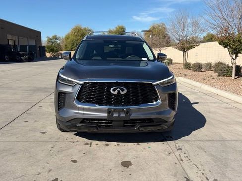 Used 2023 INFINITI QX60 Luxe w/ Performance Audio Package image 3