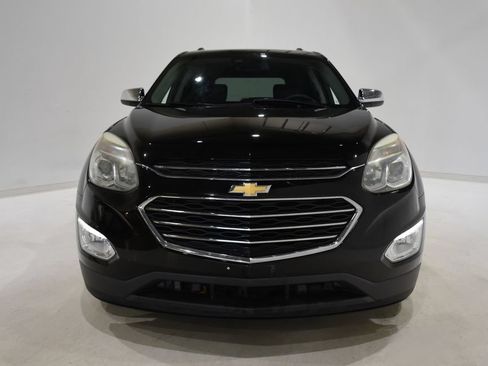 Used 2017 Chevrolet Equinox Premier w/ Enhanced Convenience Package AWD/4WD image 2